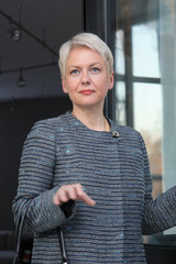 Frau
