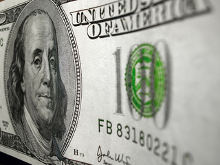 100 dollars