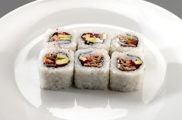 six appetizer sushi