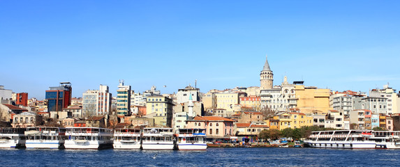 Obraz premium Istanbul Galata Tower in panoramic view