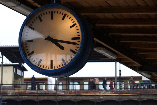 Bahnhofsuhr