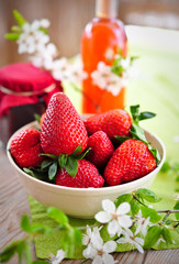 erdbeeren, marmelade und likör III