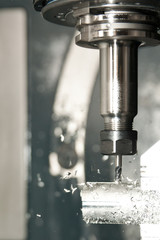 Fr&auml;ser im Eingriff