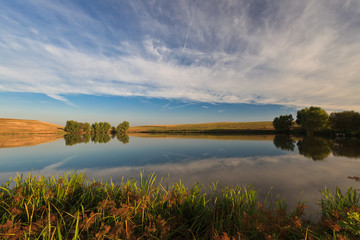 Fototapeta premium lake and clouds