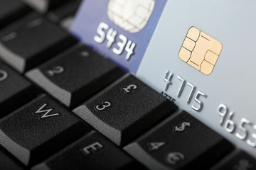 Online credit transaction - shallow dof