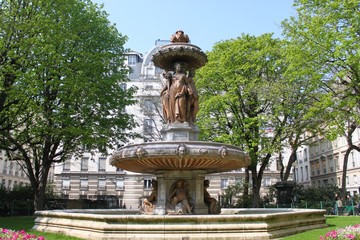 Fontaine du Square Louvois à Paris