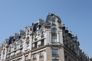 Fototapeta na wymiar Immeuble de standing à Paris