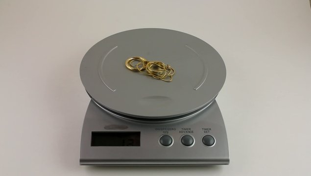 weighing scrap jewellery