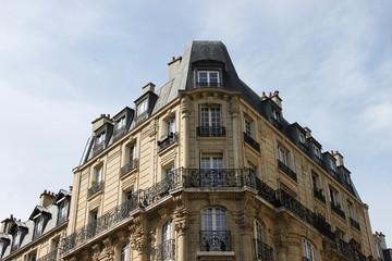 Fototapeta na wymiar Paris18 - Budowanie burżuazyjna