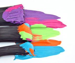 Naklejka premium Pinceles y pintura