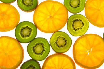 Slice orange and kiwi