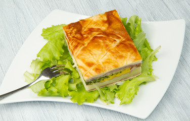 torta valdostana con formaggio e prosciutto cotto
