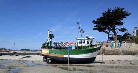 port de brignogan,chalutier,pêche,bateau,finistère