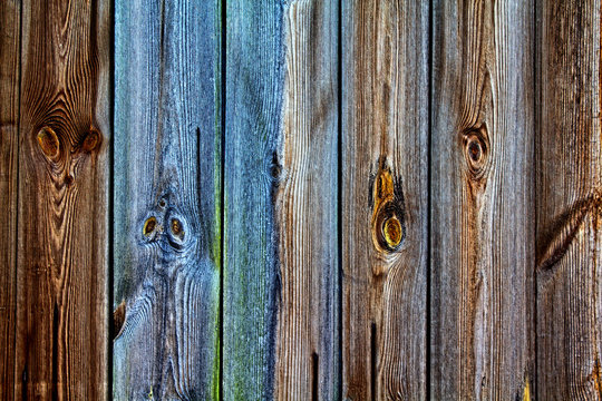 Bunte Bretterwand
