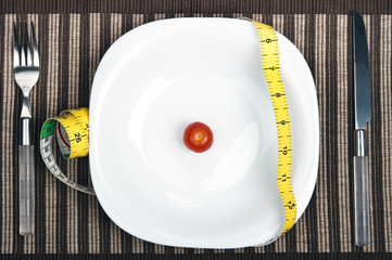 Cm ruler on food plate