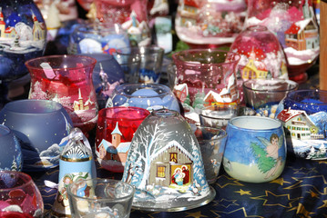 Decorazioni natalizie in vetro