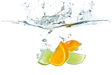 Fototapeta na wymiar citrus fruit splashing