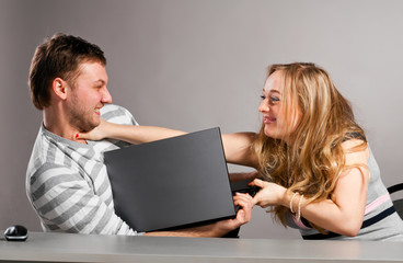 couple with laptop