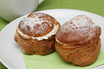 Profiteroles