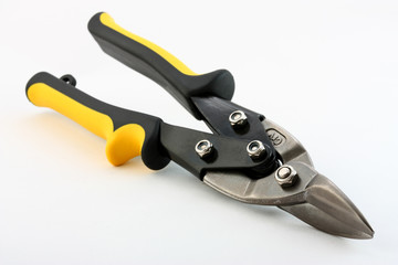 Construction tools: snips