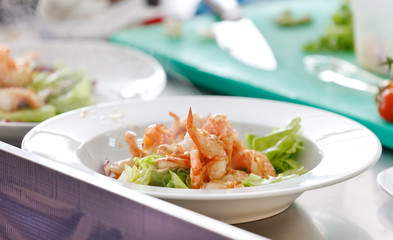 fried shrimps with vegetables