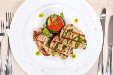 Grilled steak meat with vegetables
