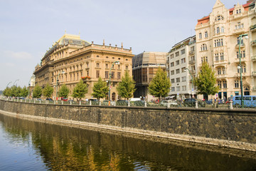 Fototapeta na wymiar Prague Waterfront