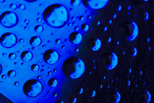 bloue water drops with stars
