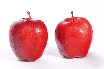 red apple