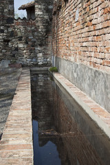 Obraz premium Trough in the medieval farming village