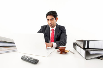 Mann am Schreibtisch