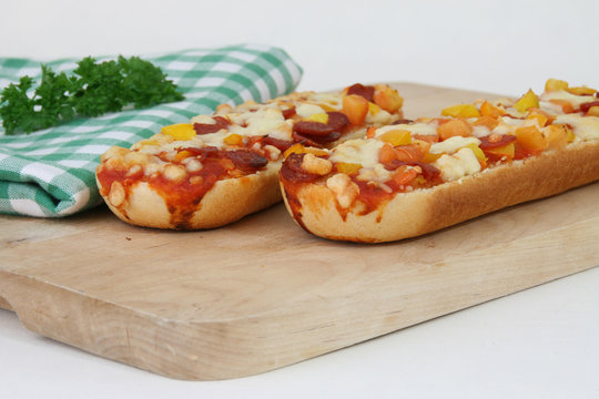 รูปภาพPizzabaguette – เลือกดูภาพถ่ายสต็อก เวกเตอร์ และวิดีโอ84 | Adobe ...