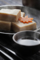 高野豆腐の煮物で一杯