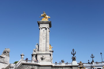 Fototapeta na wymiar Paryż - Pont Alexandre III