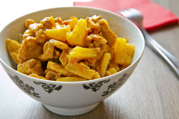 Chicken And Pineapple With Curry