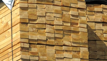 Holzbretter - Holzverarbeitende Industrie