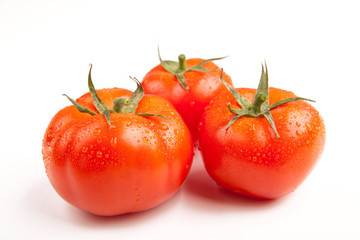 Drei rote Tomaten