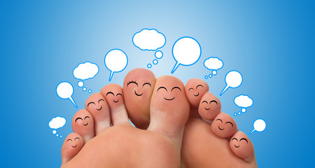 group of finger smileys with speech bubbles