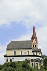 Fototapeta na wymiar Kirche mit Kirchturm