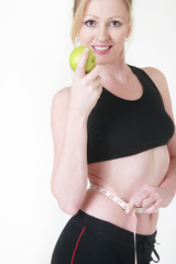 Apple a day keeps the pounds away