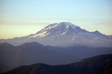 Fototapeta na wymiar Mount Rainier, Washington State