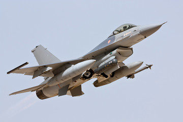 Fototapety  F-16 – start