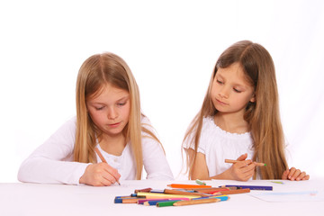 zeichnende Kinder