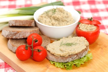 Fresh eggplant salad