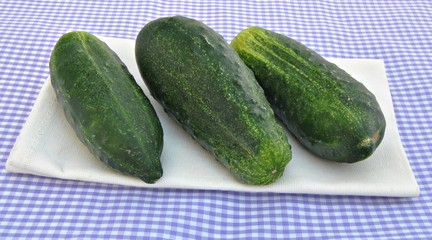 Tres pepinos