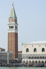 Fototapeta na wymiar Markusturm,Campanile der Markuskirche,Venedig