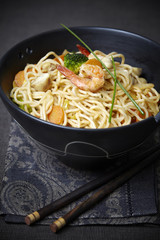 thai nudeln mit garnelen