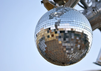 Зеркальный диско-шар