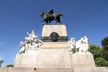 Statue von Bartolome Mitre in Buenos Aires