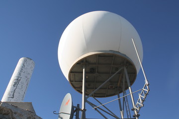radar y antena © norrie39